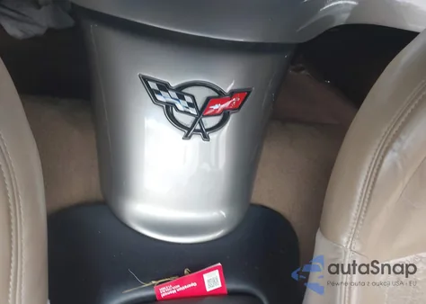 1998 Chevrolet Corvette из США, поврежденный, VIN 1G1YY32G5W5124387